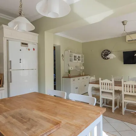 Zuzu Marmaris Daily Weekly Villa