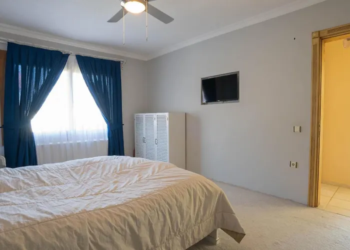 Zuzu Marmaris Daily Weekly