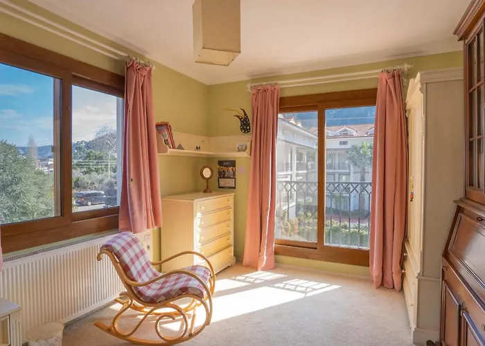 Zuzu Marmaris Daily Weekly Villa