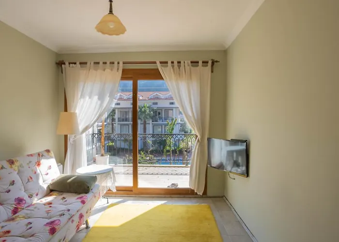 Zuzu Marmaris Daily Weekly Villa İçmeler