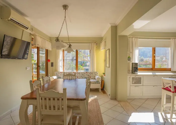 Zuzu Marmaris Daily Weekly Villa *